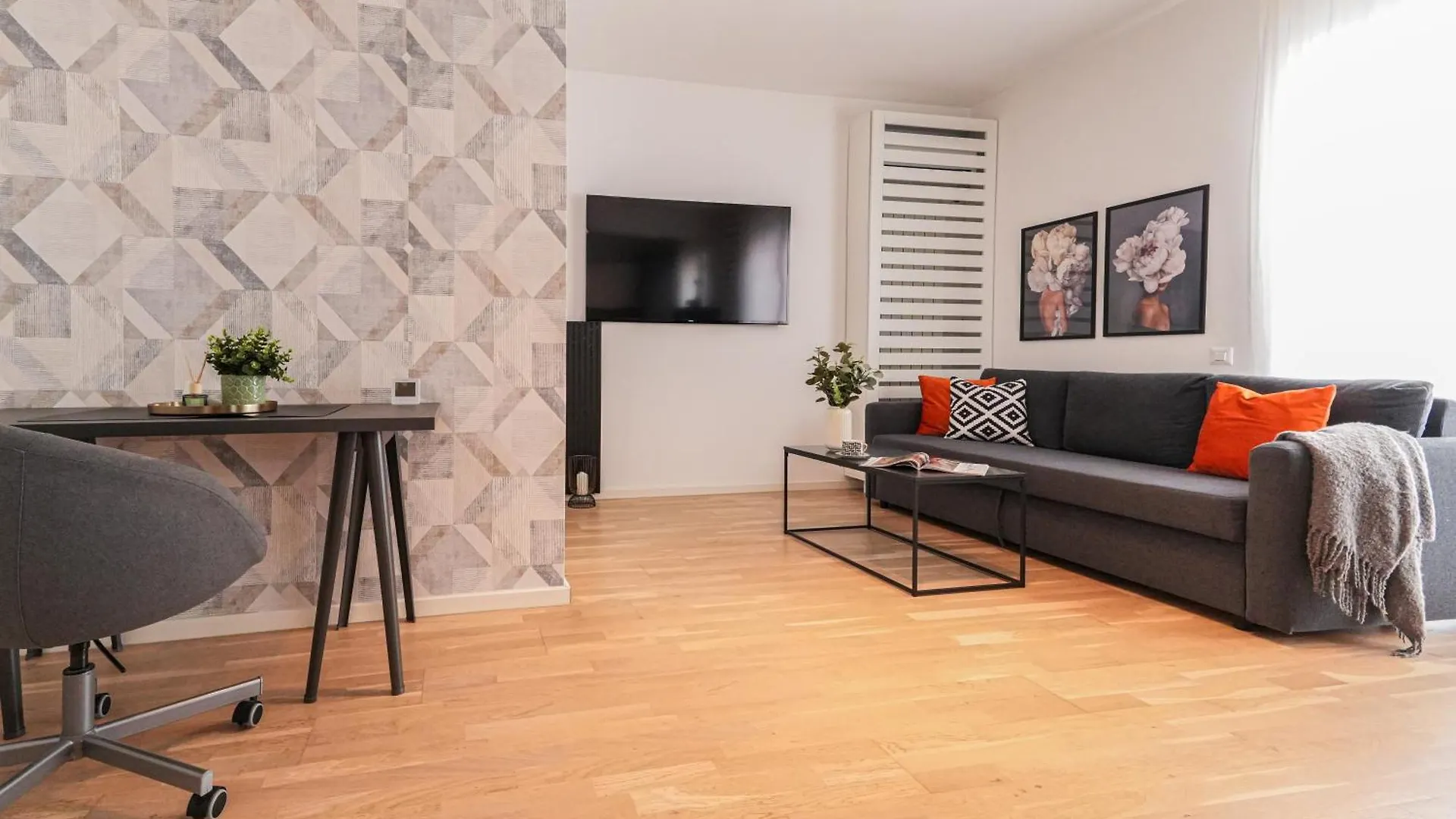 Maria - Modern Apartment With Parking And Workspace Bucarest Rumanía