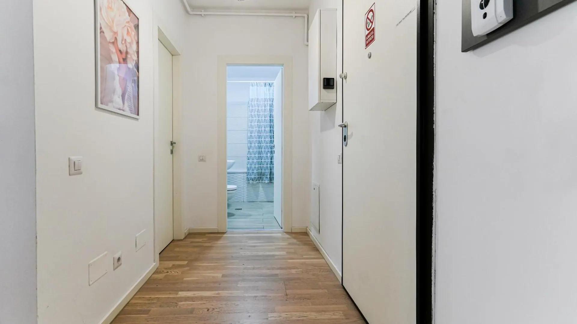 Maria - Modern Apartment With Parking And Workspace Bucarest