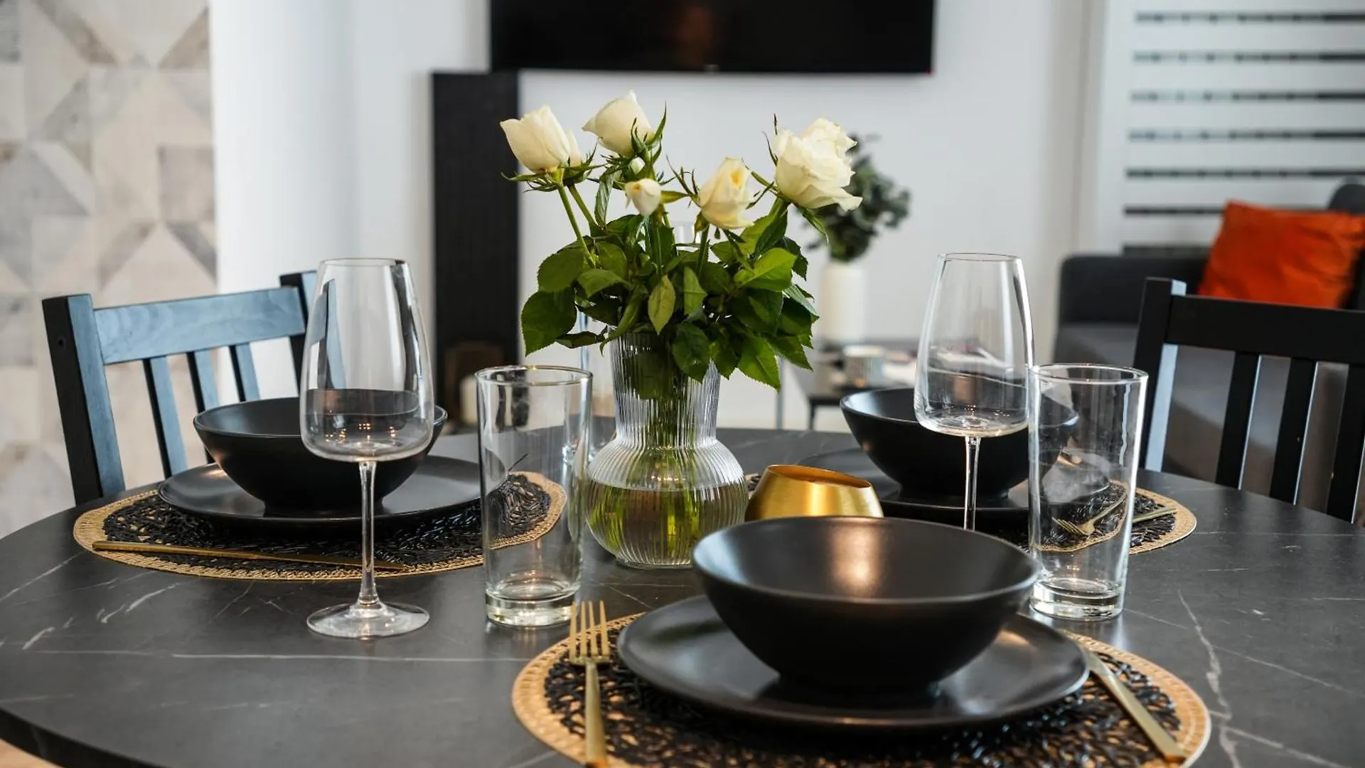 Maria - Modern Apartment With Parking And Workspace Bucarest 0*,